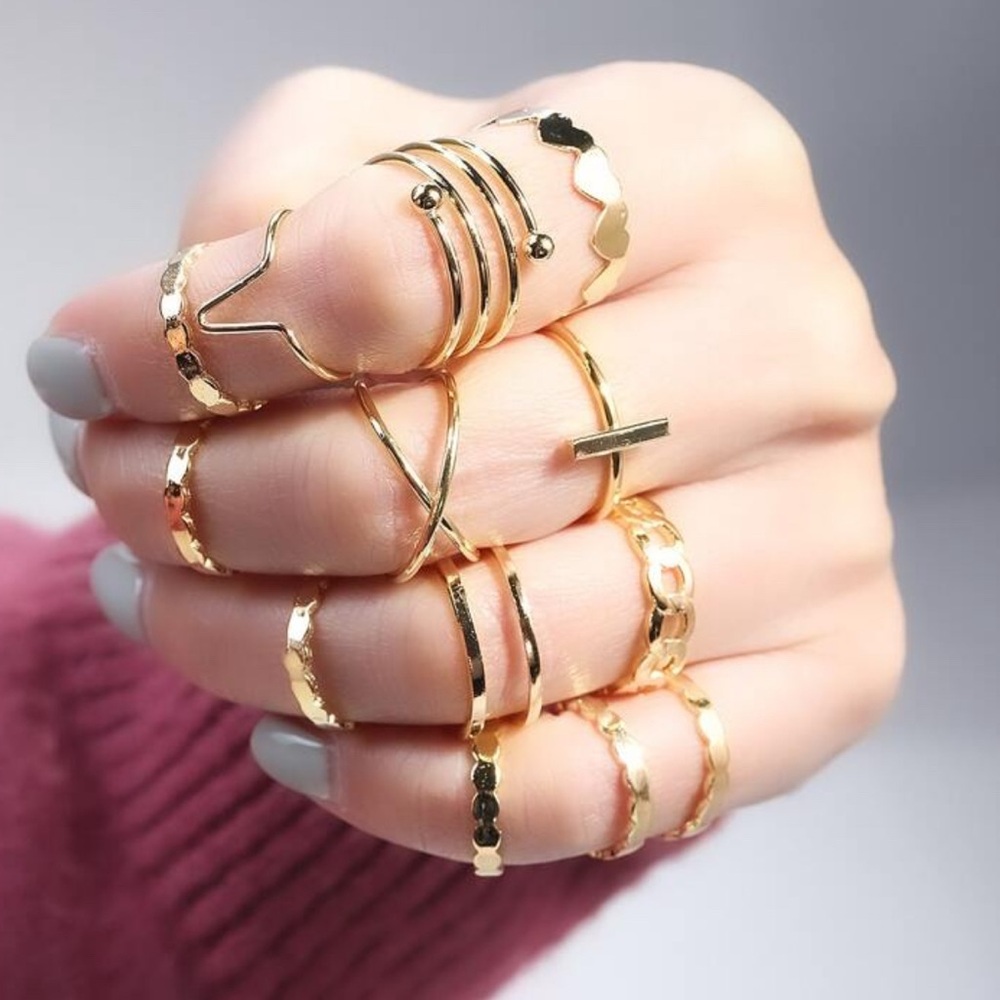 Gold Minimalist Stacked Rings Set